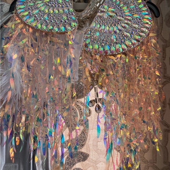 🖤 Neo-Gothic Oracle Iridescent Shoulder Cape – Statement Festival Accessory - Picture 7 of 11